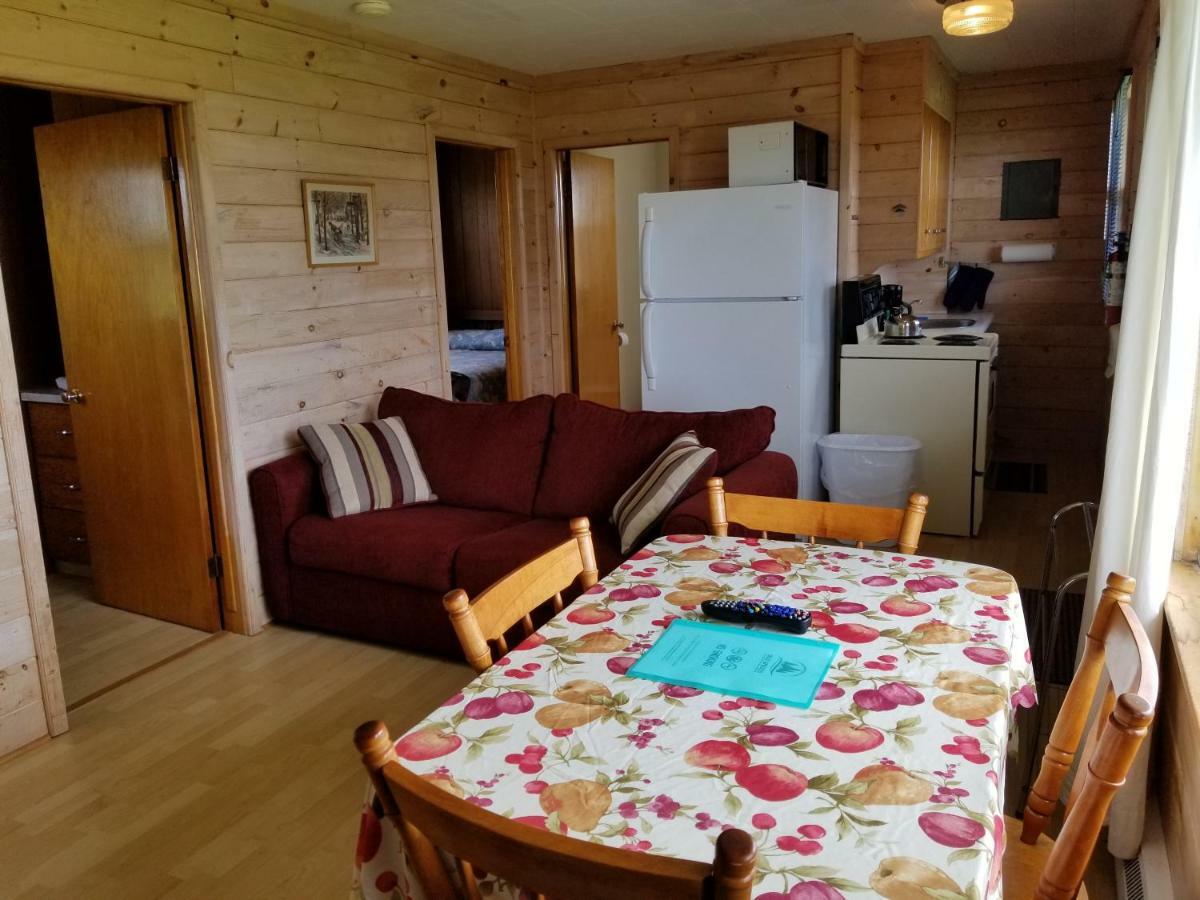 Blue Spruces Cottages Hampton Exteriér fotografie