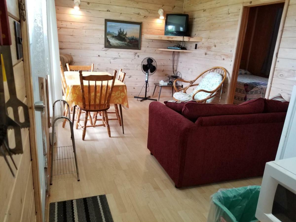 Blue Spruces Cottages Hampton Exteriér fotografie